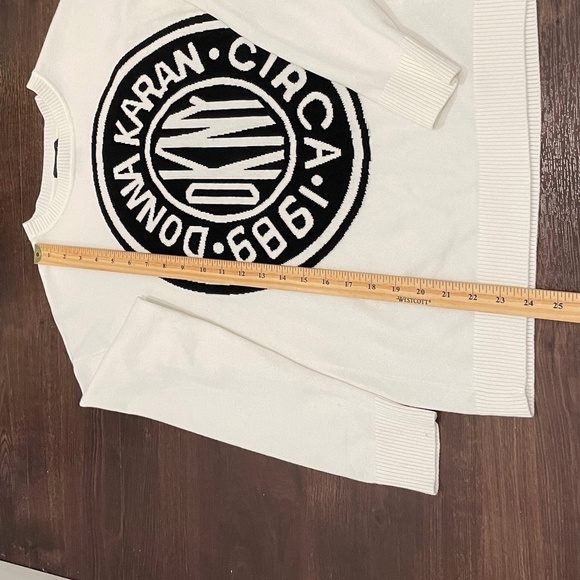 DKNY Cream and Black Crew Neck Sweater - Picture 4 of 5